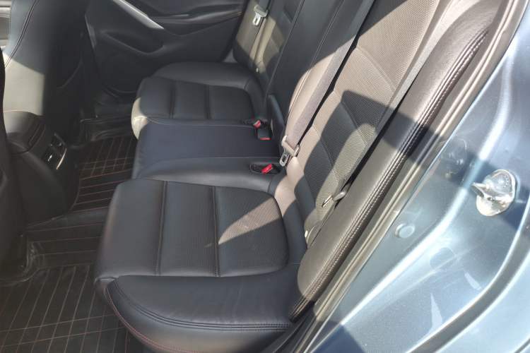 Used Mazda Atenza 2015 2.5L Blue Sky Prestige Edition
