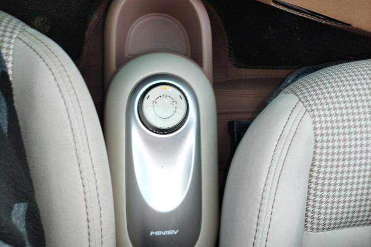 Used Wuling Hongguang MINIEV 2025 Four-Door Version Advanced Edition
