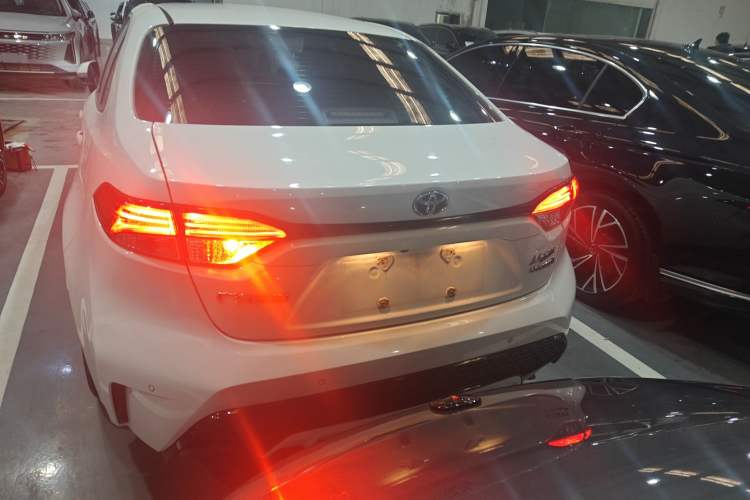 Used Toyota Levin 2022 Dual-Motor 1.8H E-CVT Sport Edition
