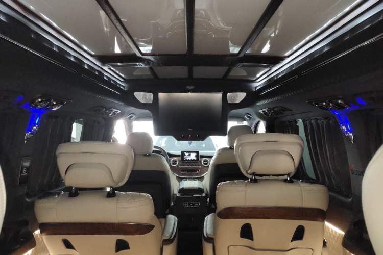 Used Mercedes-Benz V-Class 2017 V250 2.0T U.S. Spec