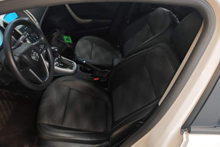 Used Buick GT 2014 XT 1.6L Automatic Fashion Edition