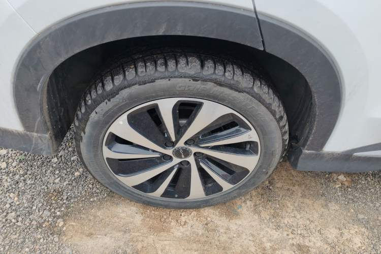 Used BYD Song PLUS New Energy 2024 HONOR Edition DM-i 110km Flagship PLUS
