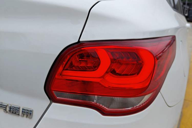 Used Chevrolet Cavalier 2019 320 Automatic Enjoyment with Sunroof