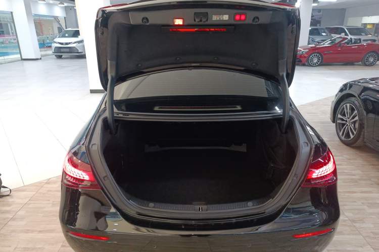 Used Mercedes-Benz E-Class 2023 E 300 L Luxury Model