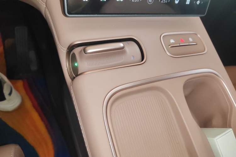 Used Nio EC6 2024 75 kWh
