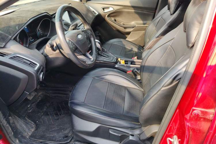 Used Ford Focus 2017 Hatchback 1.6L Automatic Fashion Edition Smart Drive Version