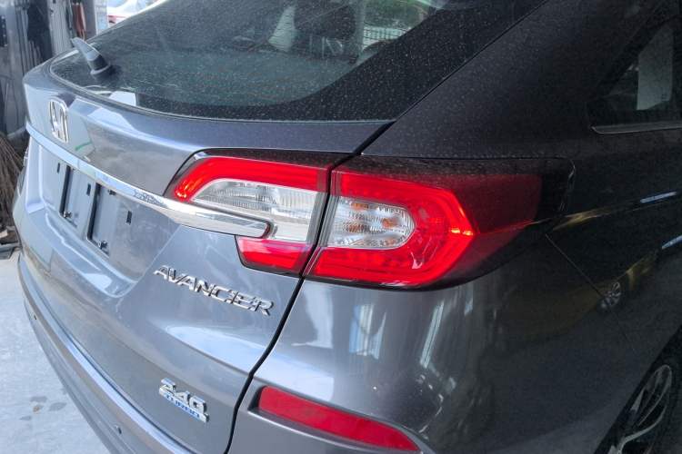 Used Honda Avancier 2017 240TURBO Two-Wheel Drive Luxury Edition
