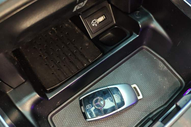 Used Mercedes-Benz E-Class 2019 E 260 L Sport Edition
