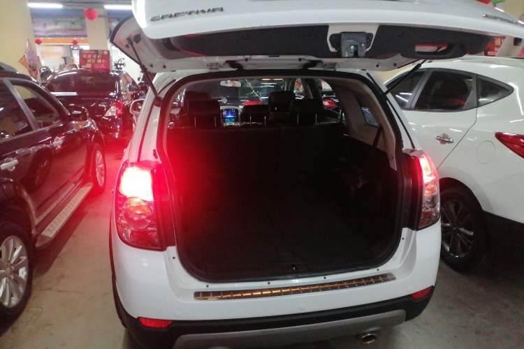 Used Chevrolet Captiva 2014 2.4L 4x4 Flagship Edition 7 Seats
