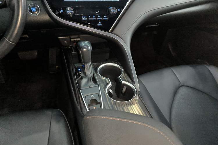 Used Toyota Camry 2019 Revised Version 2.0G Luxury Edition
