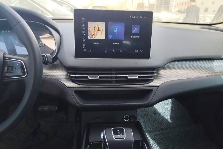 Used Hongqi E-QM5 2023 Revised Version Basic Travel Edition
