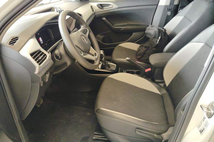 Used Volkswagen Tacqua 2021 200TSI DSG JoyConnect Edition
