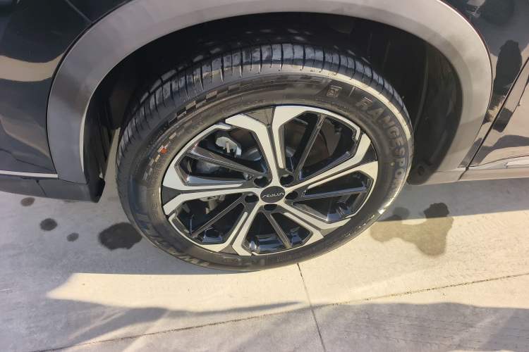 Used Dongfeng Aeolus Huge 2024 Mach Power 1.5T Premium Model