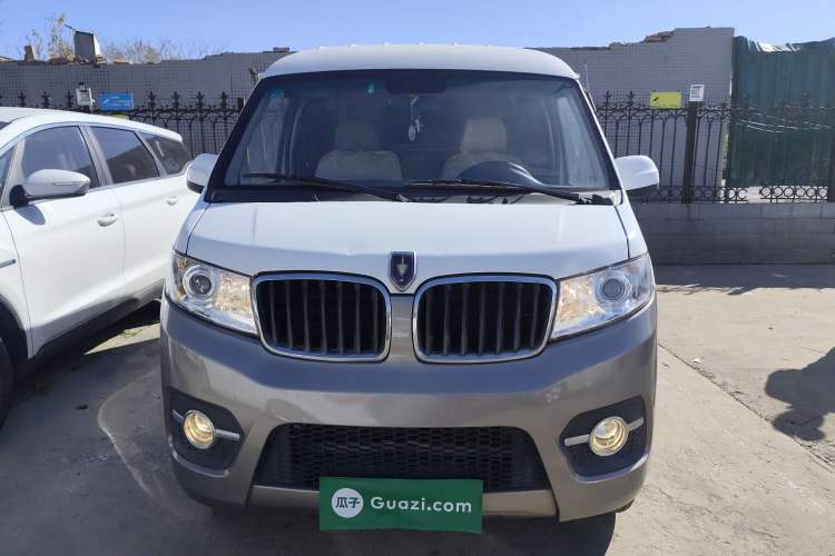 Used Jinbei Hiace X30 2021 1.5L Wealthy Single-Steaming Air-Conditioned Van China VI Standard SWC15M