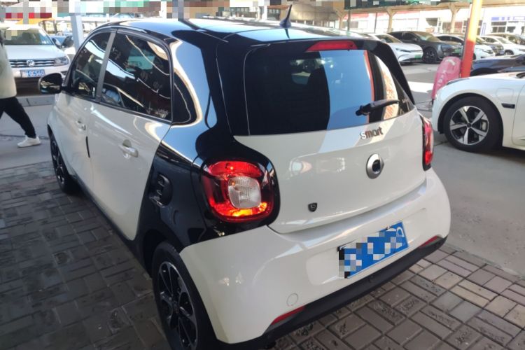 Used  forfour 2016 1.0L 52 kW Passion Edition