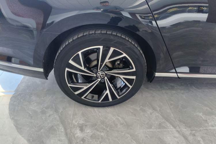 Used Volkswagen Magotan 2021 330TSI DSG 30th Anniversary Edition
