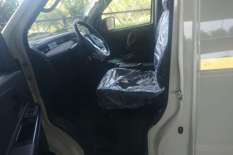 Used Dongfeng Yufeng EM27 2024 EM27L Henan Lidong 41.472 kWh
