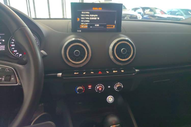 Used Audi A3 2020 Limousine 35 TFSI Fashion Edition China VI Emission Standard
