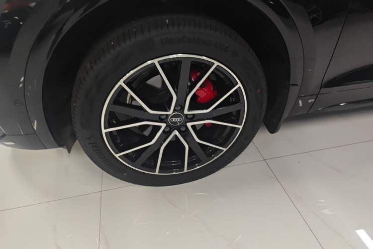 Used Audi Q5L 2025 quattro 45th Anniversary Edition 45 TFSI Luxury Dynamic Model
