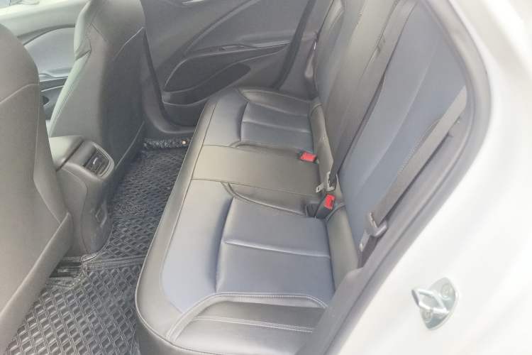 Used Buick Velite 6 2023 430km Range Commuter Version
