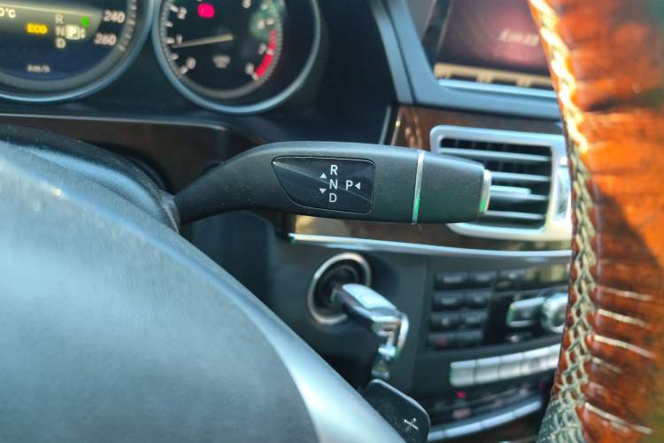 Used Mercedes-Benz E-Class 2014 E 260 L
