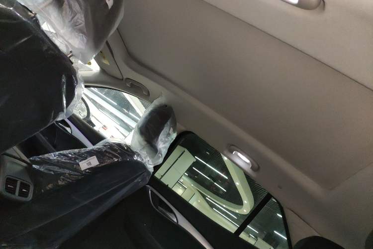 Used Buick Envision 2025 25T Entry-Grade Platinum Edition
