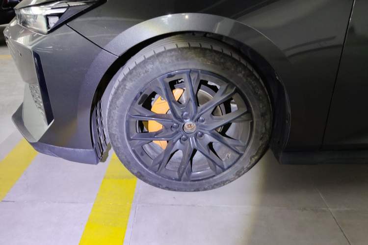 Used Changan UNI-V 2024 1.5T Prestige Edition