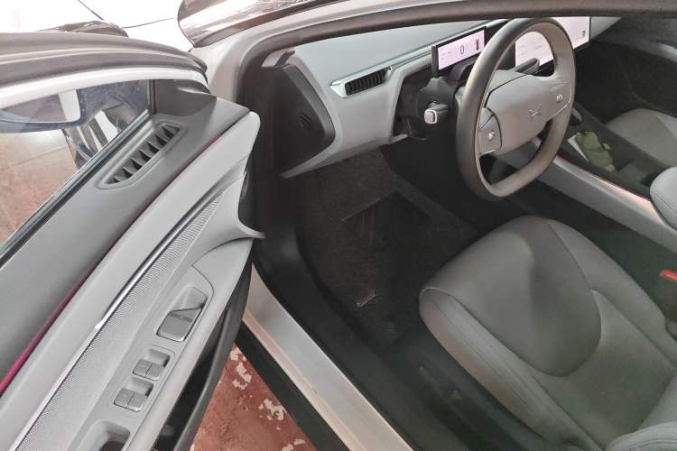 Used XPeng MONA M03 2024 620 with Ultra-Long Range