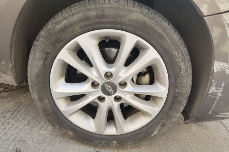 Used Chery Arrizo 7 2013 1.6L Manual Zhi Ling Edition