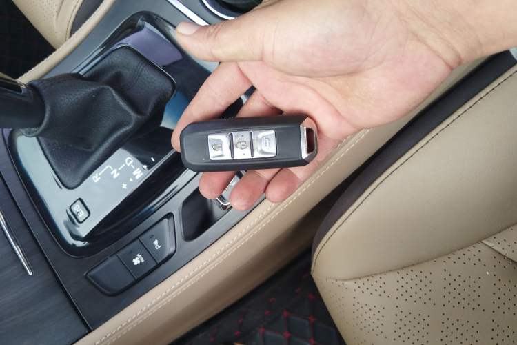 Used Baojun 730 2017 1.8L iAMT Prestige Version 7 Seats
