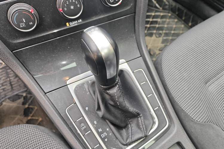 Used Volkswagen Golf 2018 230TSI Automatic Comfort Model
