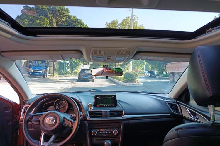 Used Mazda Mazda 3 Axela 2017 Sedan 1.5L Automatic Luxury Model Emission Standard China V