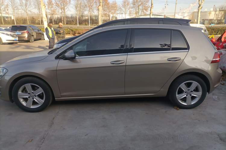 Used Volkswagen Golf 2016 1.6L Automatic Comfort Model
