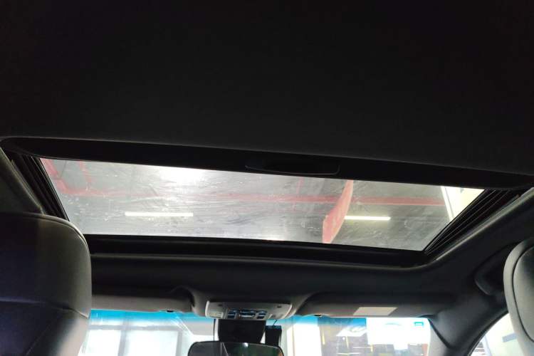 Used Toyota Avalon 2022 2.0L Luxury Edition
