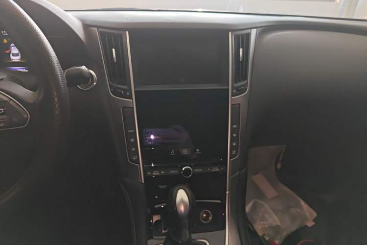 Used Infiniti Q50L 2016 2.0T Enjoyment Edition