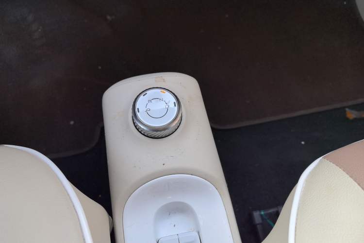 Used Wuling Hongguang MINIEV 2024 3rd Generation 215km Advanced Version
