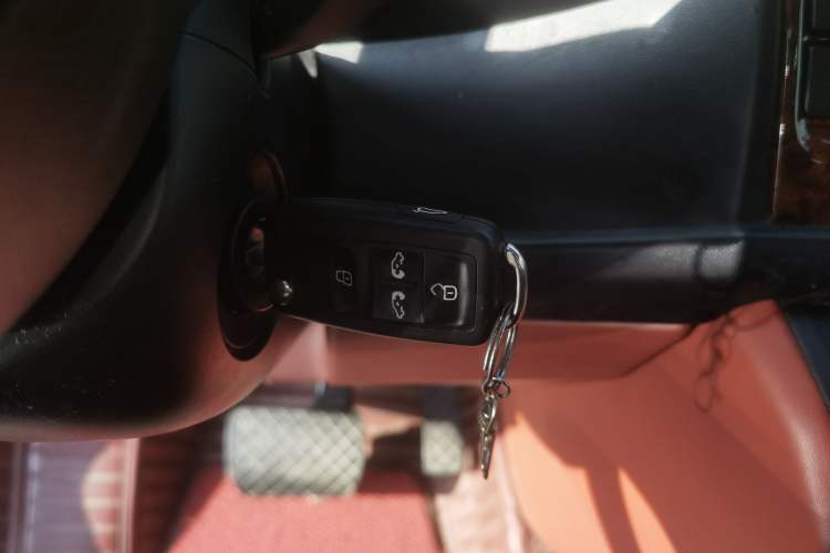 Used Volkswagen Caravelle 2018 2.0 TSI 4x4 Luxury Edition 8 Seats