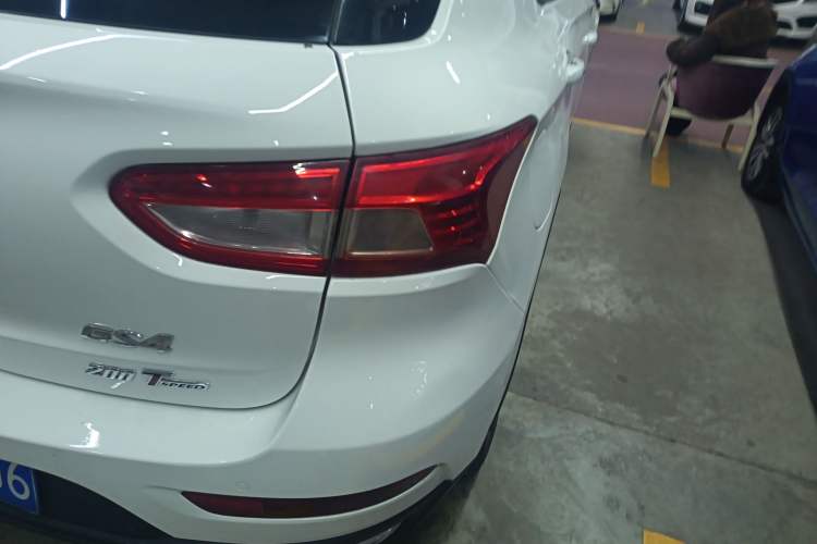 Used GAC Trumpchi GS4 2015 200T G-DCT Luxury Edition
