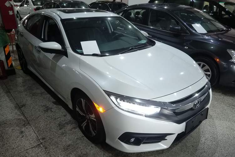 Used Honda Civic 2016 220TURBO CVT Prestige Edition