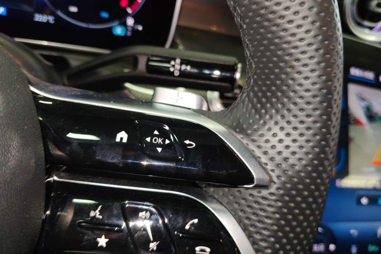 Used Mercedes-Benz C-Class 2023 Restyled C 260 L Sport Edition