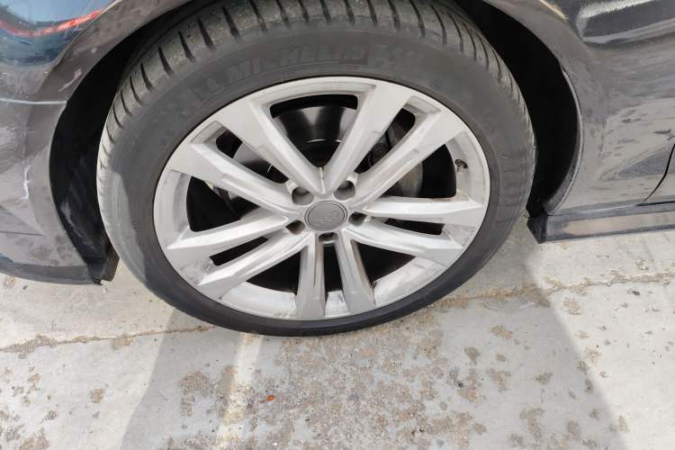 Used Audi A6L 2018 30th Anniversary Edition 35 TFSI Fashion Model
