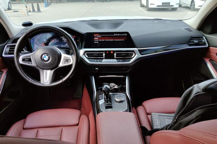 Used BMW 3 Series 2021 Second Facelift 325Li M Sport Package
