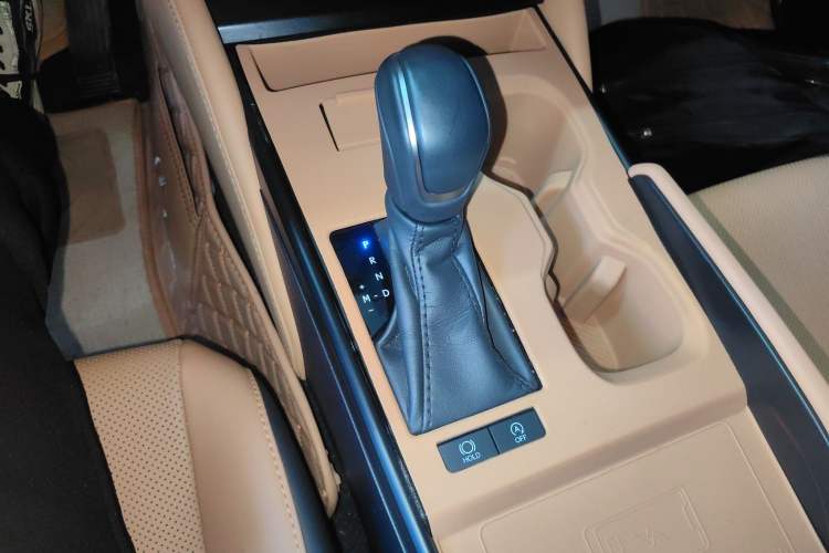 Used Lexus ES 2025 200 Premium Edition
