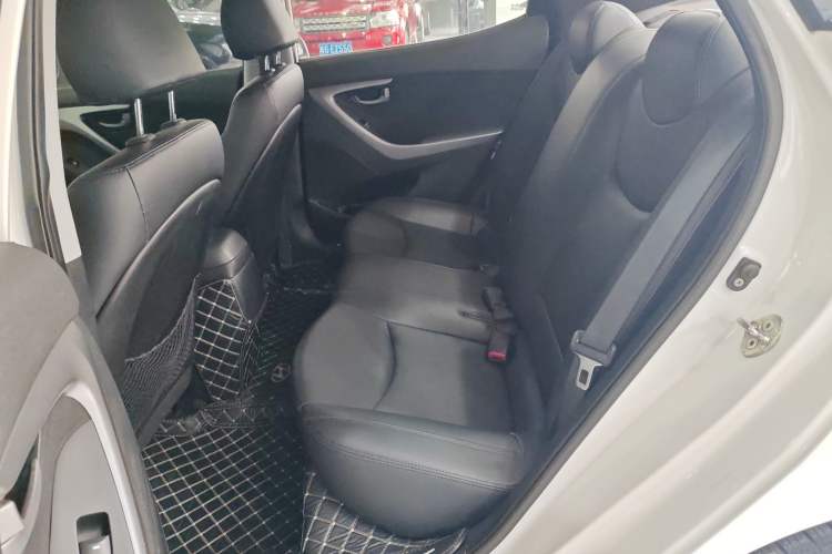 Used Hyundai Elantra 2016 1.6L Automatic Smart Version