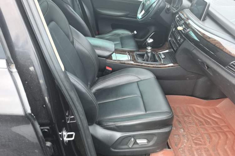 Used Hanteng X7 2016 1.5T Manual Luxury Edition
