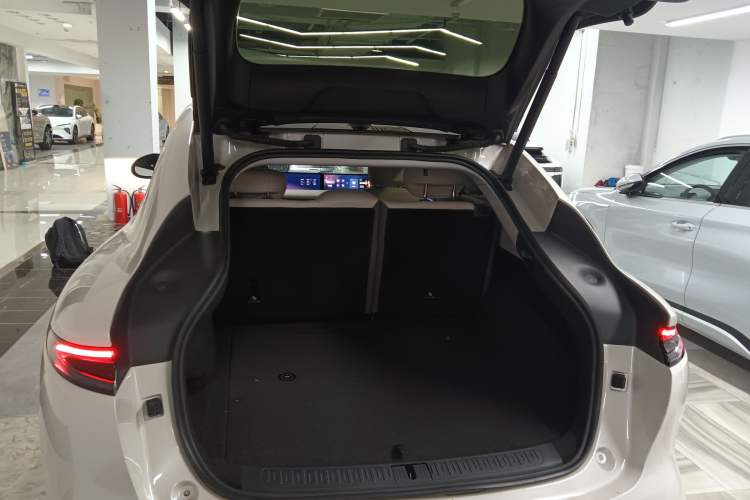 Used  LS6 2025 Long-Range Lingxi Smart Enjoyment Edition
