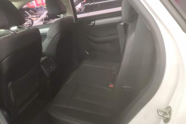 Used BYD Tang 2018 2.0T Automatic SmartConnect Prestige 7-Seater China V Standard