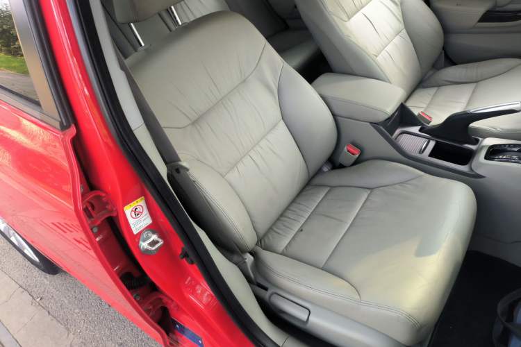 Used Honda Civic 2013 10th Anniversary 1.8L Automatic Luxury Edition
