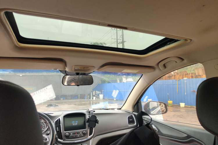 Used Baojun 560 2016 1.5T Manual Luxury Version