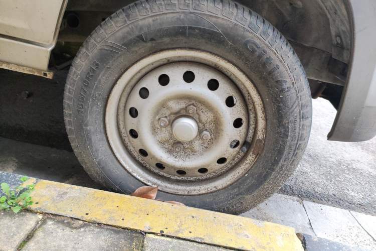 Used Wuling Zhiguang 2013 1.0L Practical Version